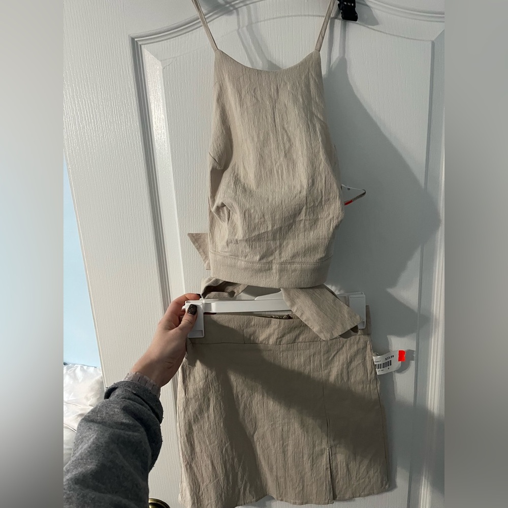 NWT Beige crop top/skirt set